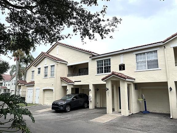 2nd image of 202 Belmont Pl