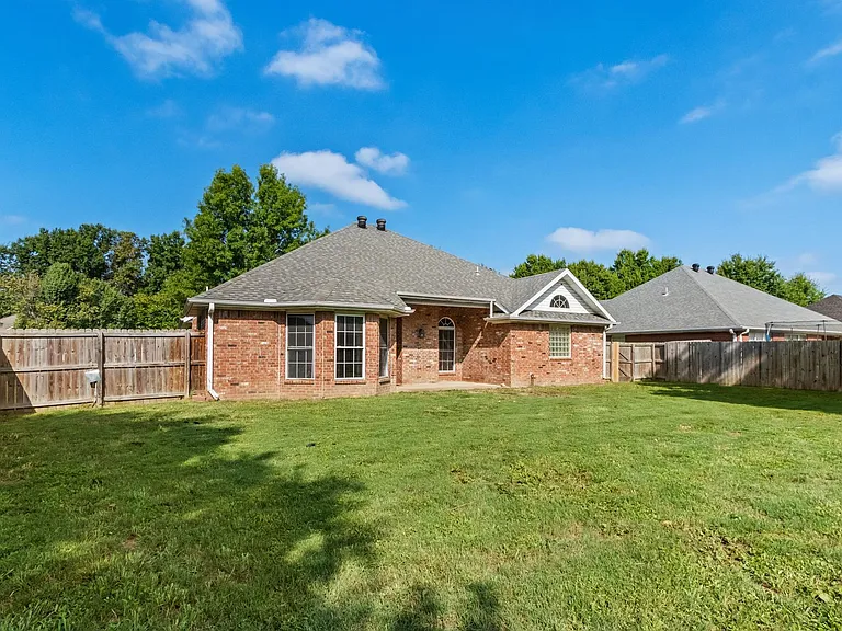794 N Blazing Star Dr — Photo 28