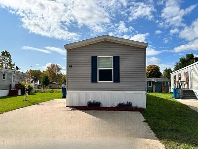 606 Winding Ln — Photo 2