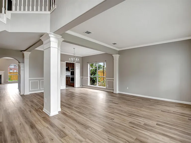 1709 Orlando St — Photo 8