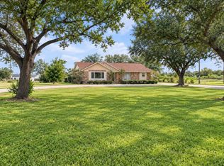 1103 County Road 281, Alvin, TX 77511