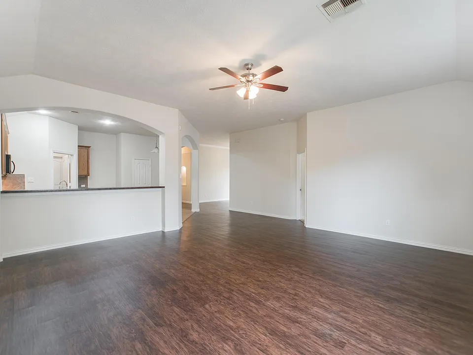 25531 Forest Springs Lake