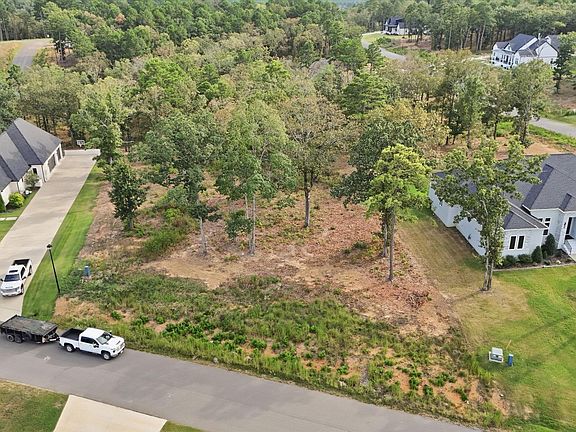 3rd image of 2965 Orchard View Dr