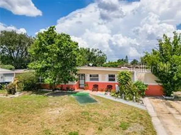 9 Areca Dr, Orlando, FL 32807