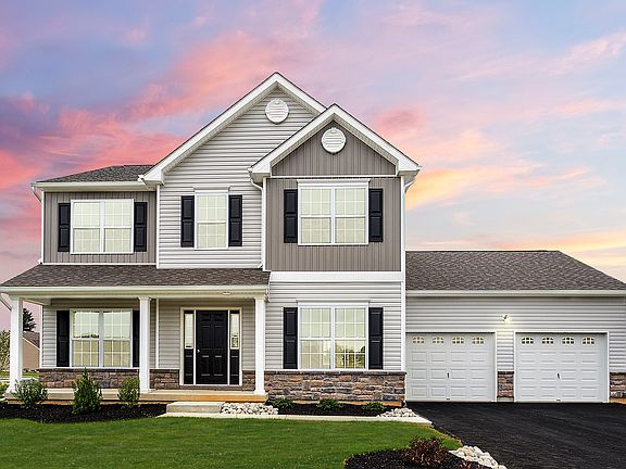 Kingston Country Exterior