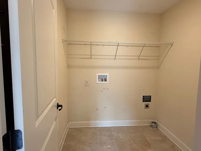 704 Grays Pointe Ct #39 — Photo 16