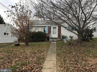 14010 Barcalow St, Philadelphia, PA 19116