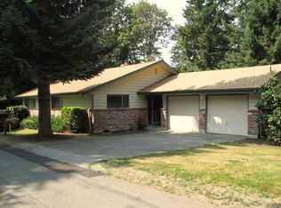 290 NE Creek Way, Issaquah, WA 98027