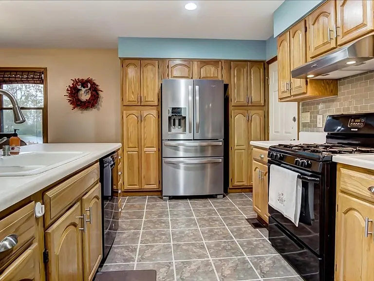 5222 Spencerville Rd — Photo 11
