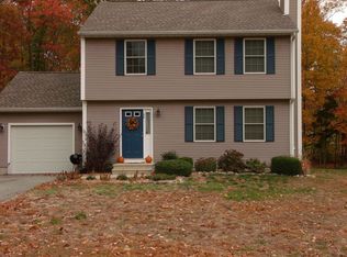 38 Great Brook Rd, Groton, CT 06340