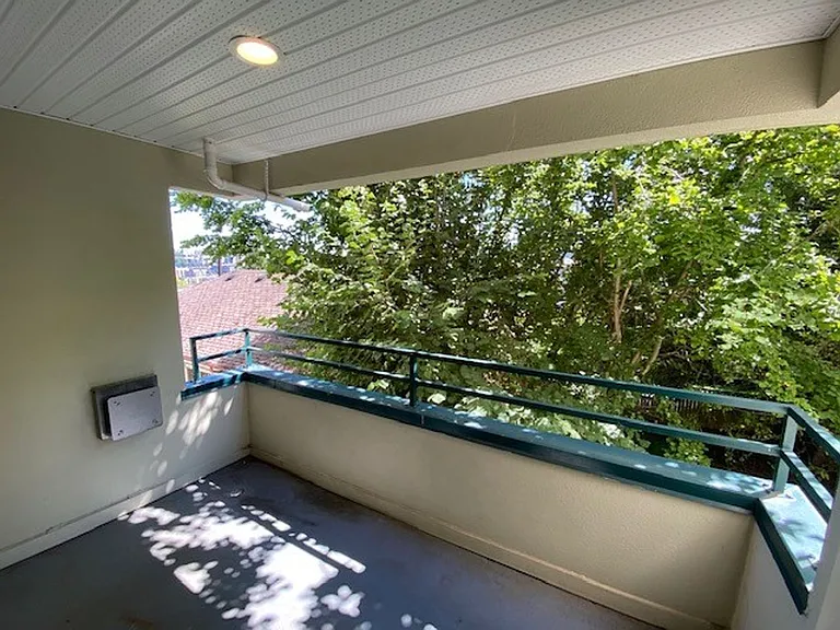 6th Ave Apartments — Photo 50