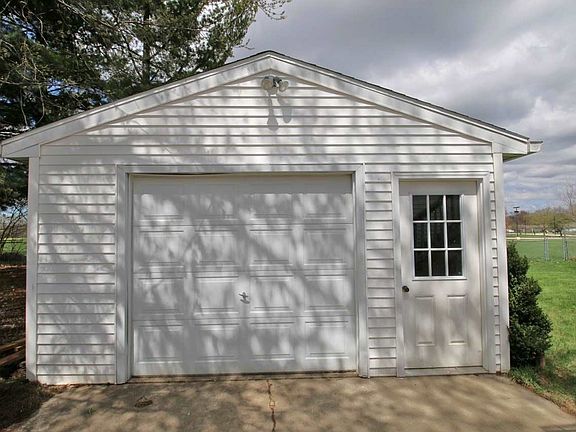 4th image of 4323 W Andover Dr