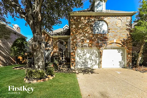 311 Riverwalk Ln Photo 1