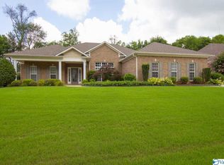 120 Crystalspring Dr, Madison, AL 35757