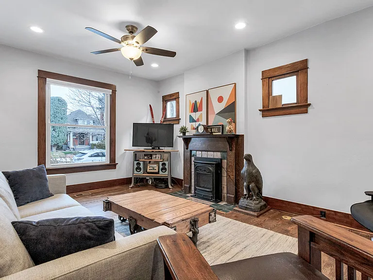 455 N Pearl St — Photo 8