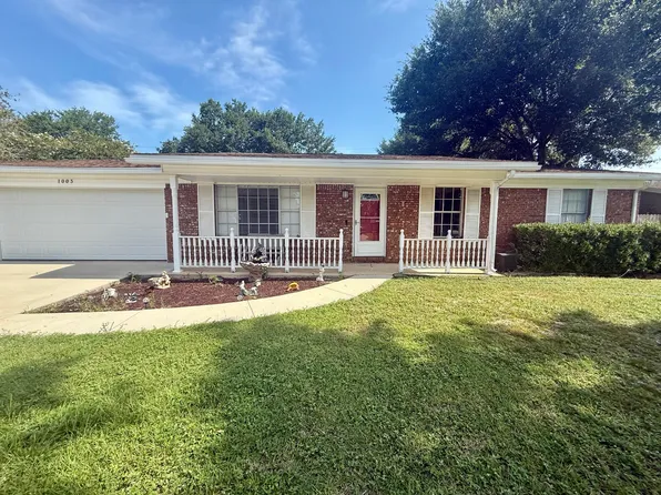 1003 Coral Dr, Niceville, FL 32578