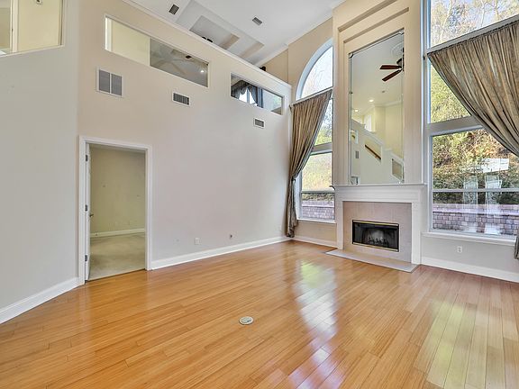 3rd image of 4479 E Ecton Ln