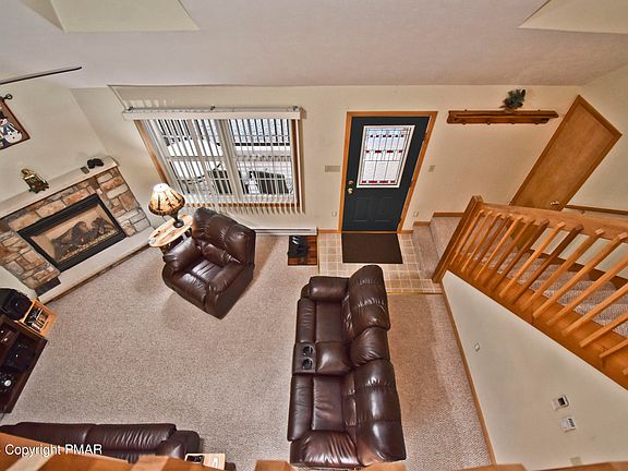 2nd image of 36 Basswood Ct