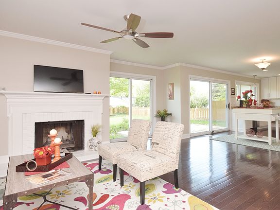 2nd image of 2023 Seven Pines Dr