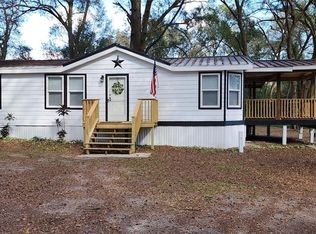 7730 Chenkin Rd, Zephyrhills, FL 33540