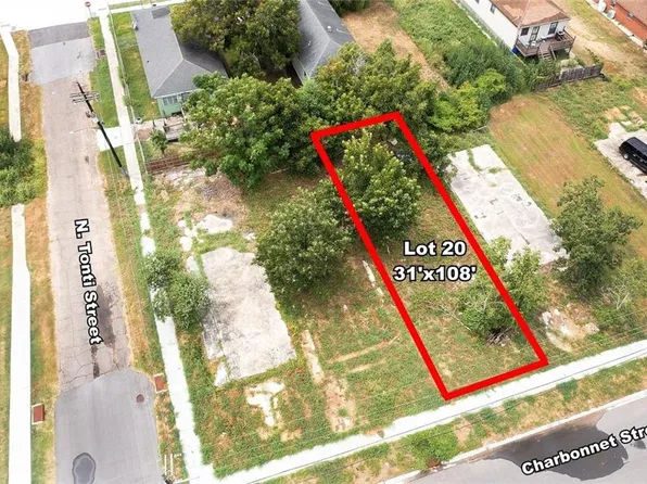 2306 Charbonnet St, New Orleans, LA 70117