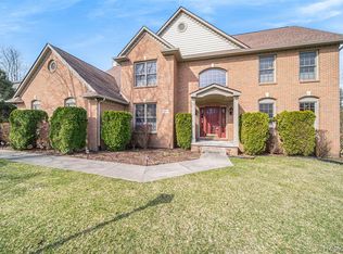 6465 Southampton Dr, Clarkston, MI