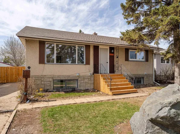 11844 Saint Albert Trl NW, Edmonton, AB T5L 4G4