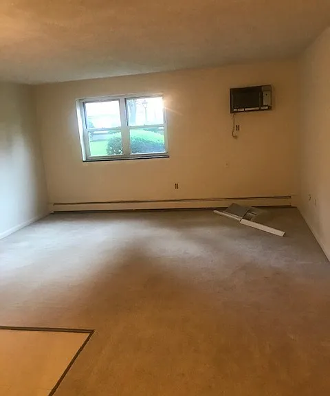 163 Lexington St #28 — Photo 6