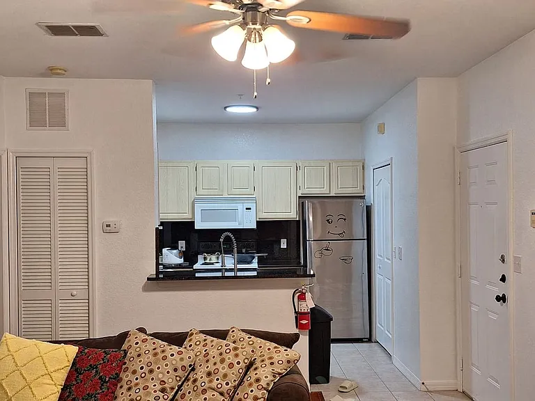 8927 Legacy Ct #20-201 — Photo 5