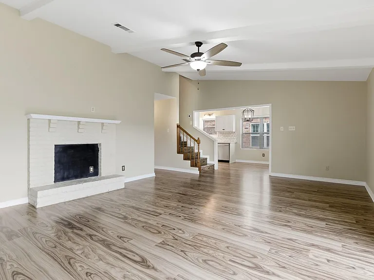 445 Longmeadow St — Photo 23