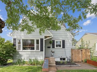 932 21st Ave SW, Cedar Rapids, IA 52404