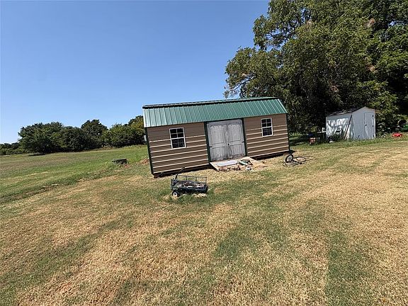 5th image of 12175 250th St