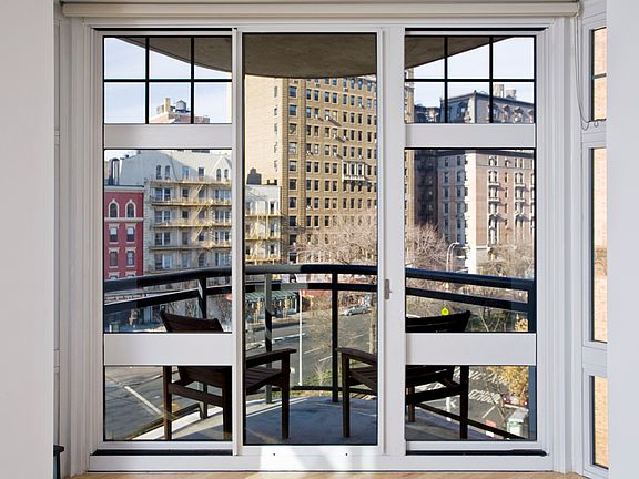 4th image of 272 W 107th St APT 14C