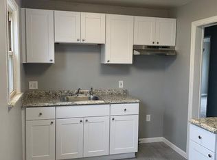 28476 Barton St, Garden City, MI