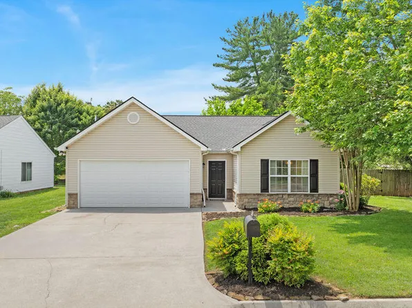 2358 Slate Valley Ln, Knoxville, TN 37923