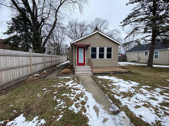 2nd image of 22946 W Lake Shore Dr