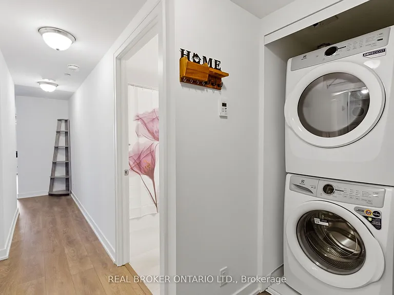 2 Manderley Dr #912 — Photo 5