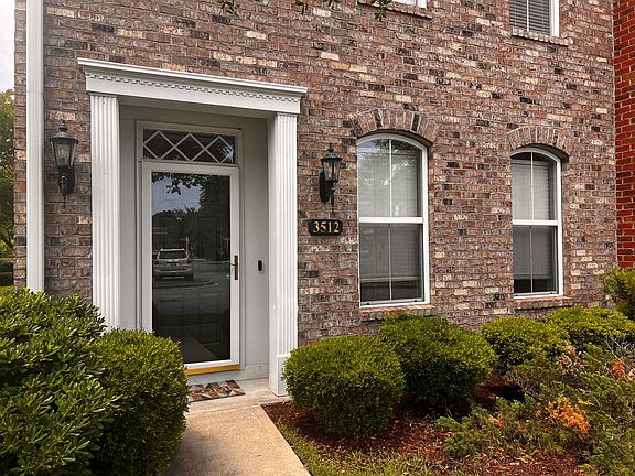 3rd image of 3512 Alexandria Ave