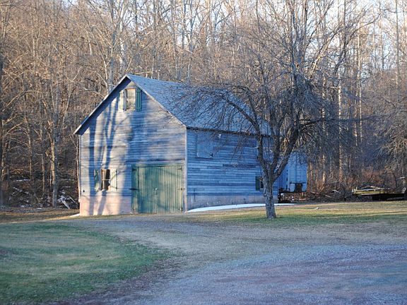 Barn
