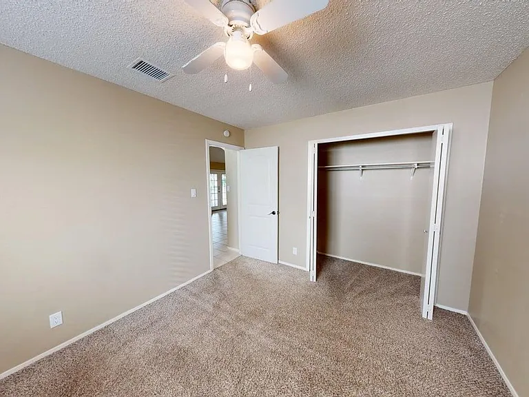 10504 Wendts Way — Photo 22