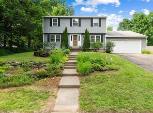 20 Sandalwood Road, South Burlington, VT 05403