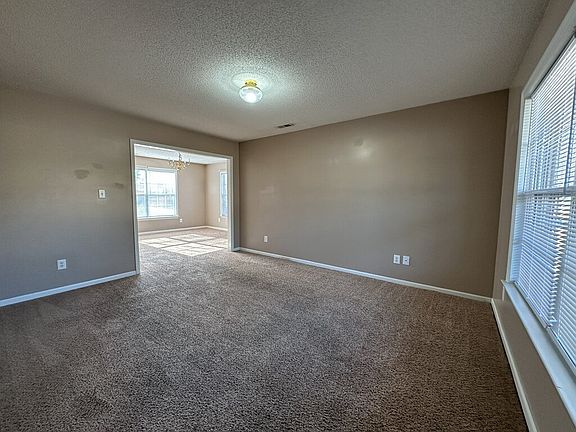 2nd image of 1112 Westmoreland Dr
