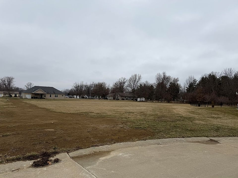 1st image of 2202 Deer Run Ct