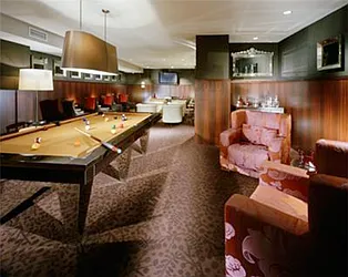 Rented by (Legacy) Elegran