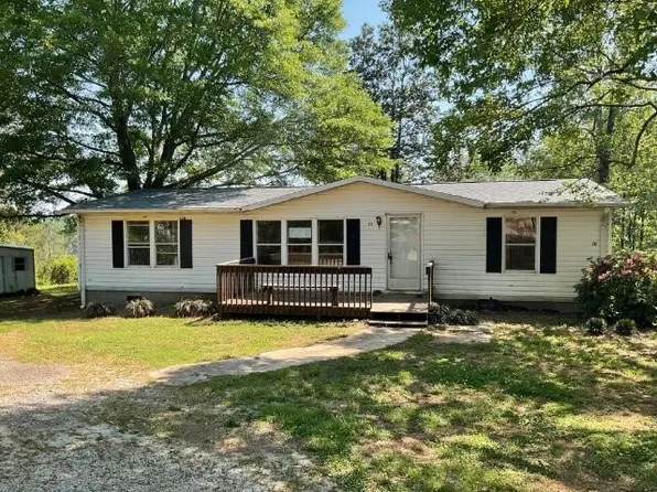 212 Barracuda Rd, Pickens, SC 29671
