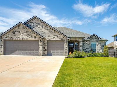 1074 Oak Knoll Dr, Burleson, TX, 76028