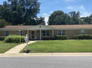 915 Commonwealth Rd, Pensacola, FL 32504