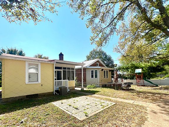5th image of 4773 Terrace Ave