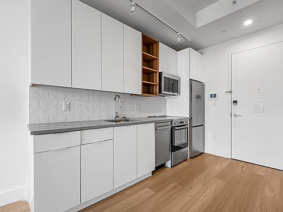 2nd image of 1457 Flatbush Ave #321