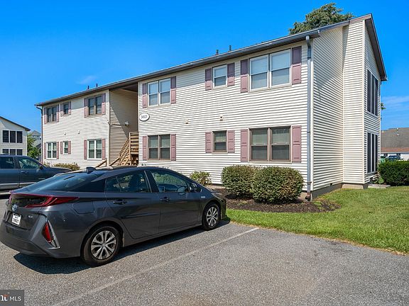 2nd image of 34521 Oakley Ct Unit 18